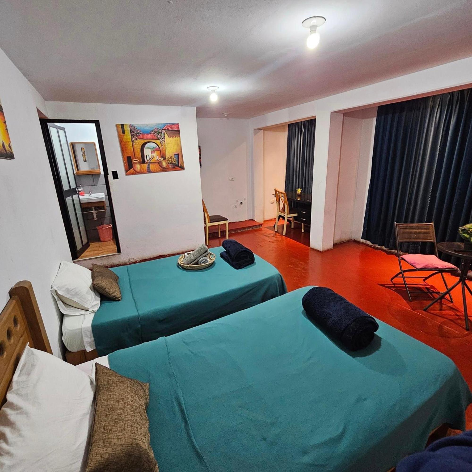 Lima Airport Hostel With Free Airport Pick Up Callao Esterno foto