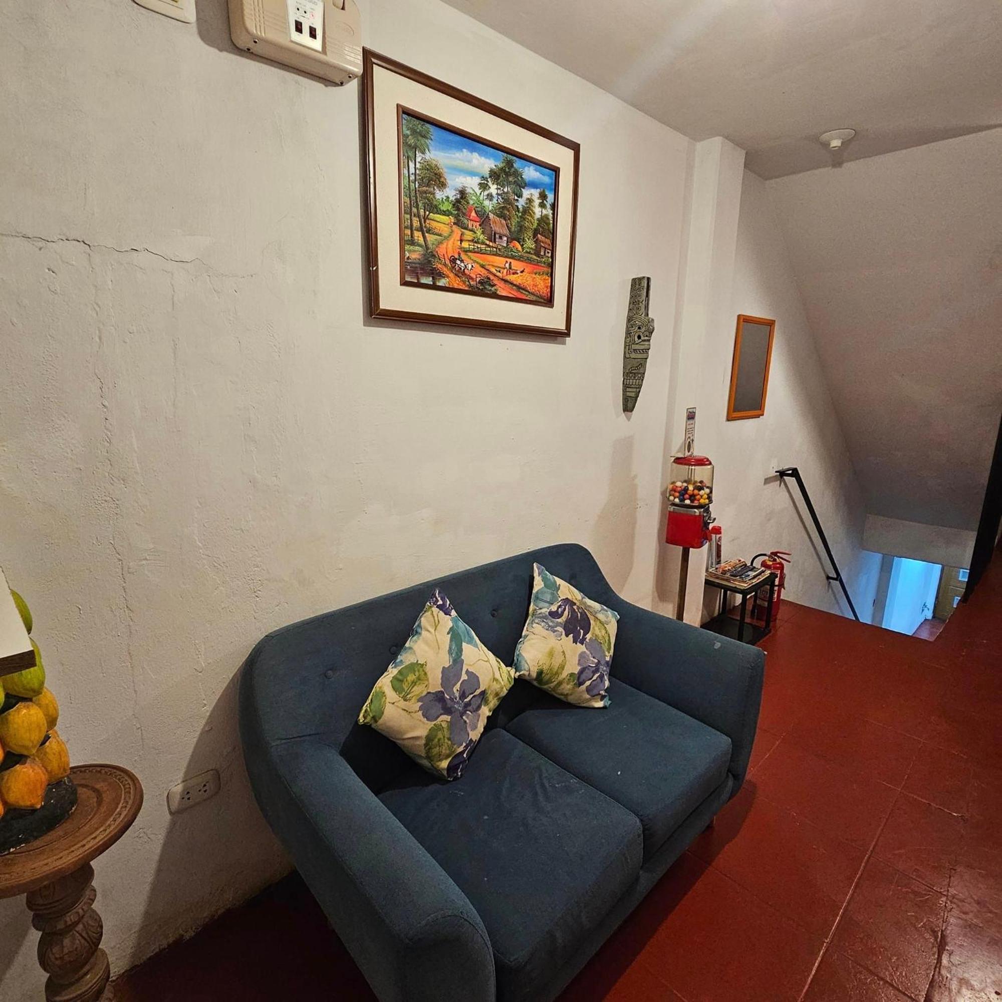 Lima Airport Hostel With Free Airport Pick Up Callao Esterno foto