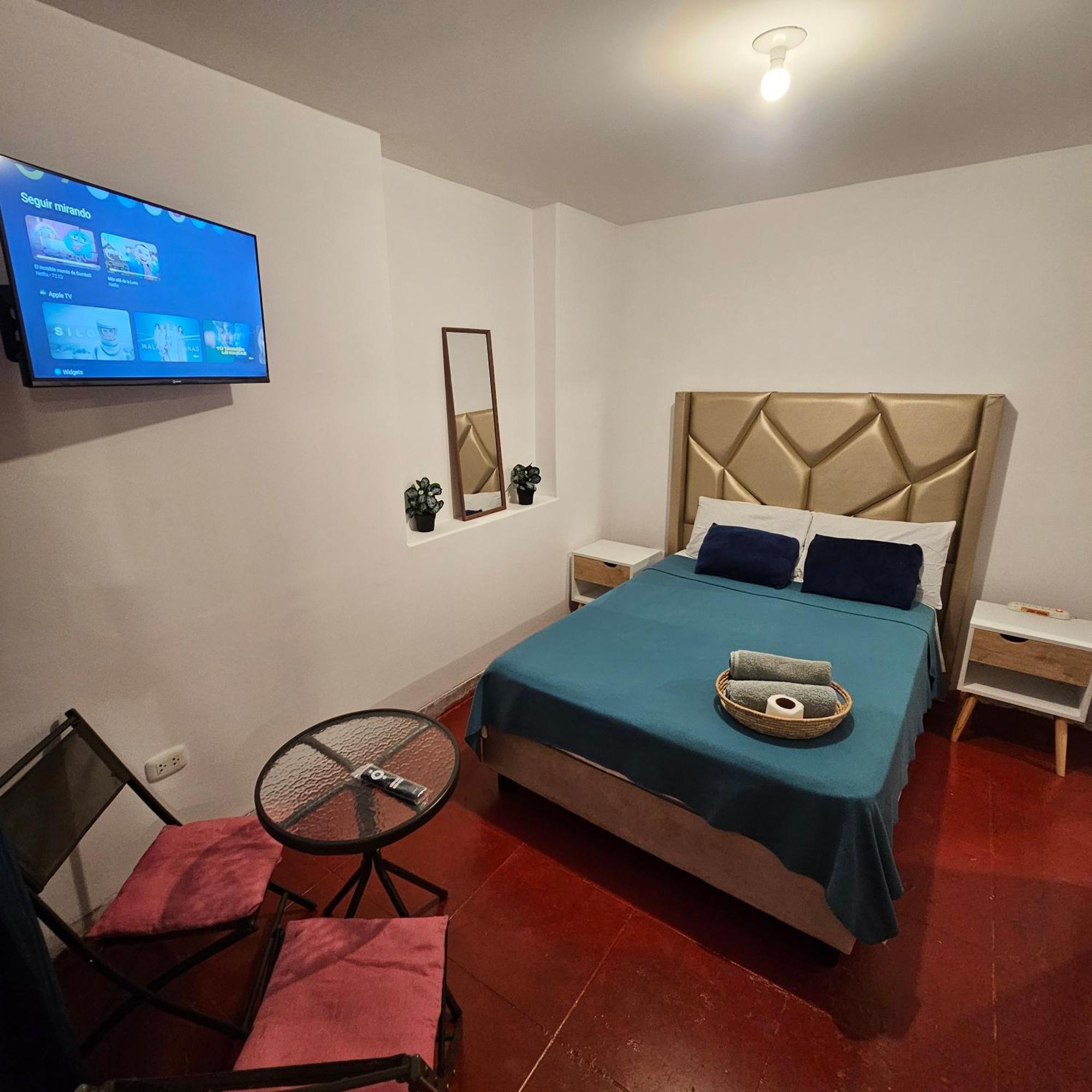 Lima Airport Hostel With Free Airport Pick Up Callao Esterno foto