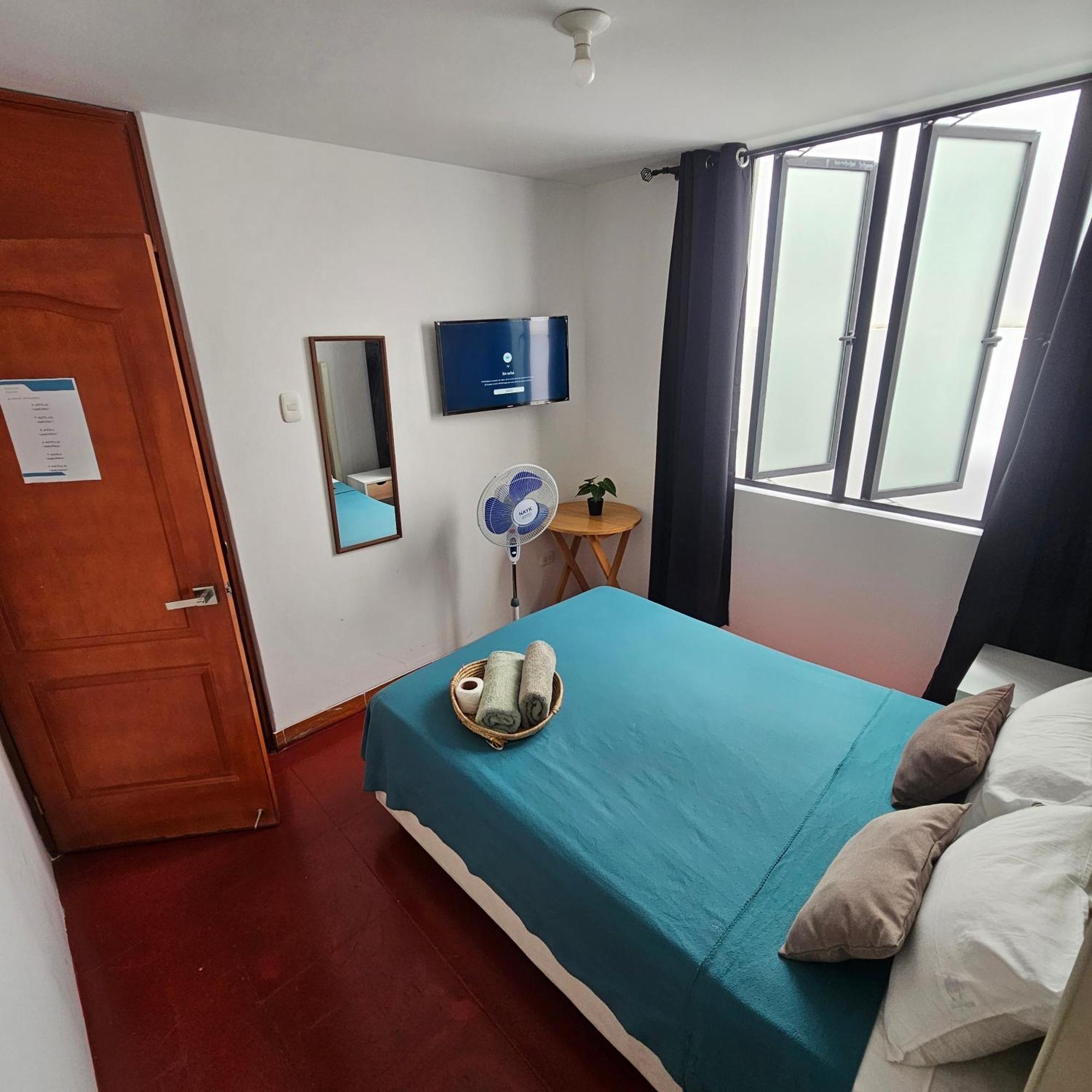 Lima Airport Hostel With Free Airport Pick Up Callao Esterno foto