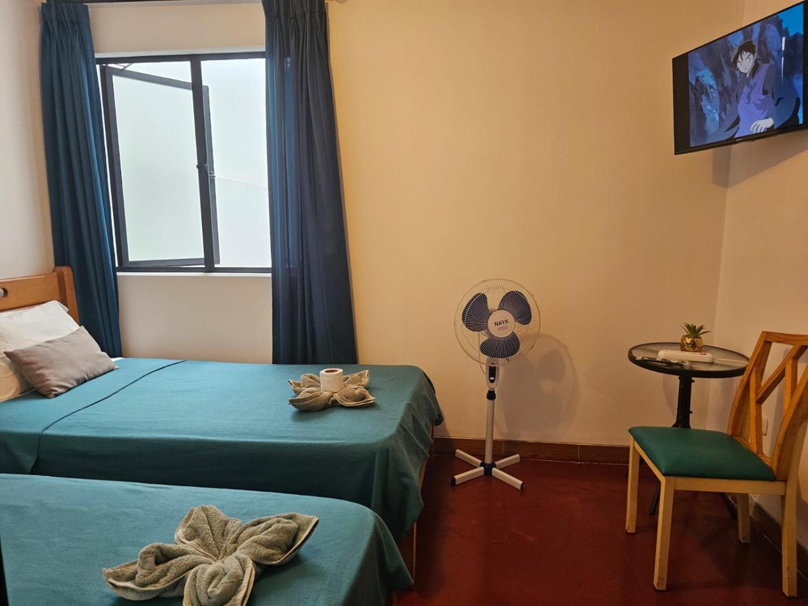 Lima Airport Hostel With Free Airport Pick Up Callao Esterno foto