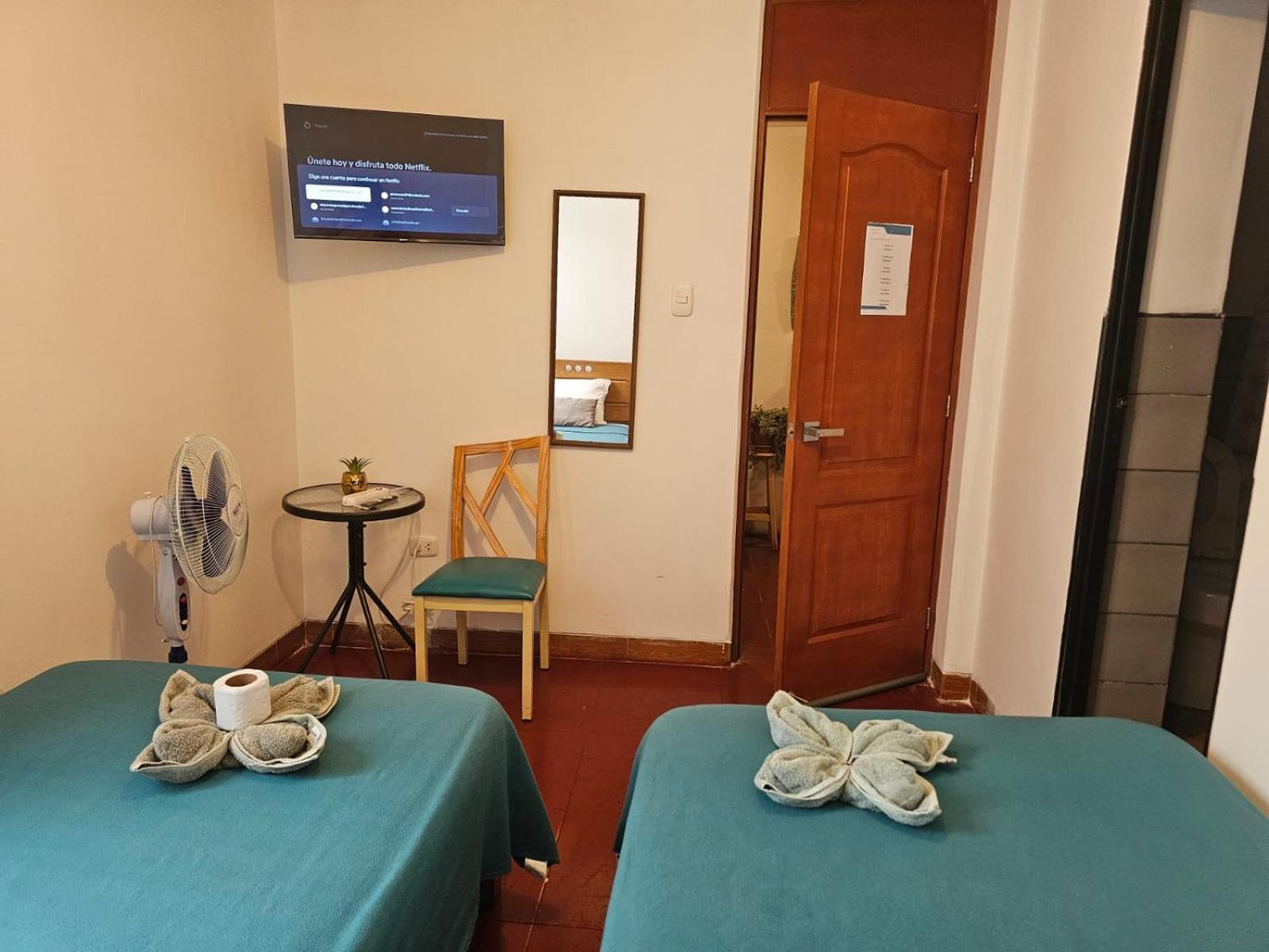 Lima Airport Hostel With Free Airport Pick Up Callao Esterno foto
