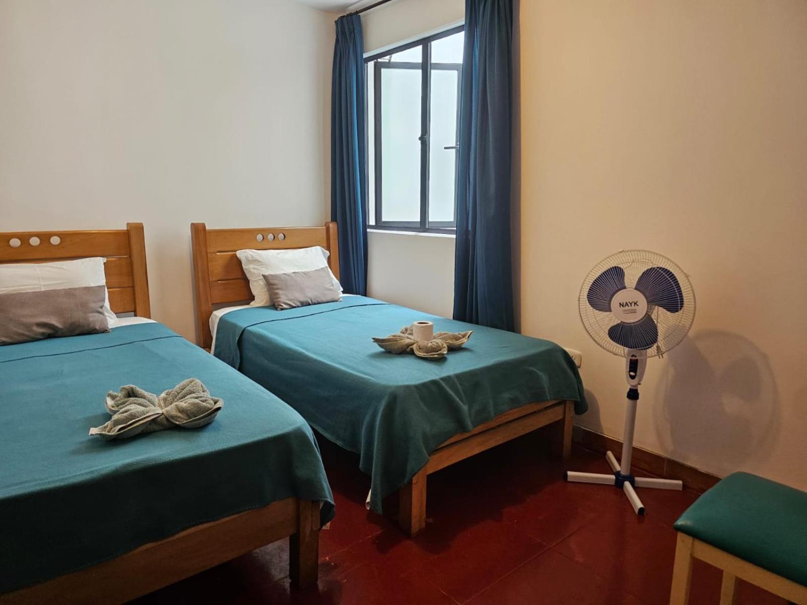 Lima Airport Hostel With Free Airport Pick Up Callao Esterno foto