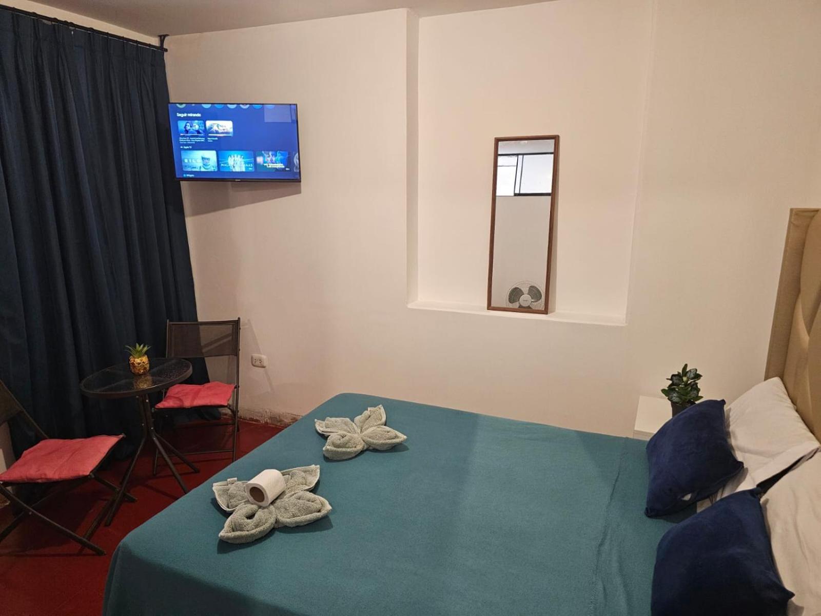 Lima Airport Hostel With Free Airport Pick Up Callao Esterno foto